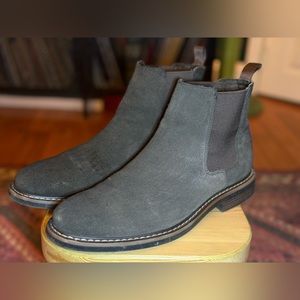 BANANA REPUBLIC LUG SUEDE CHELSEA BOOT Men’s 9